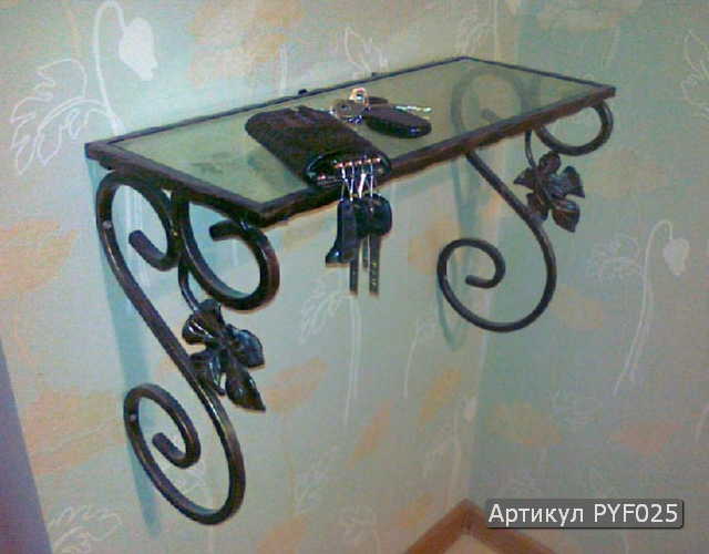 kovanaja_polka_veshalka_pyfik_pyf025.jpg