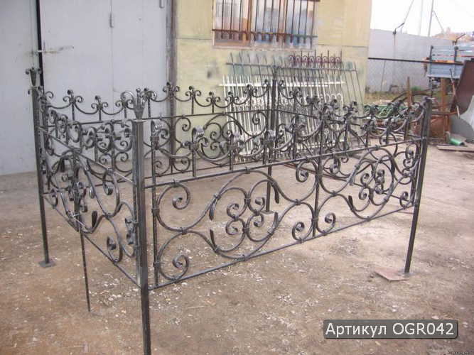 kovanaja_rityalnaja_ograda_ogr042.jpg