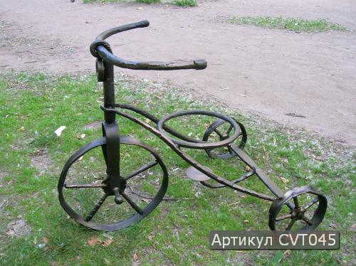 kovanie_podstavki_dlja_zhvetov_cvt045.jpg